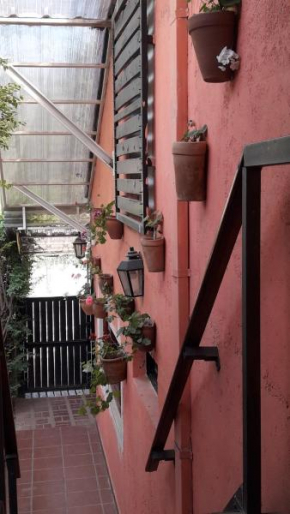 Departamentos Reina Mora